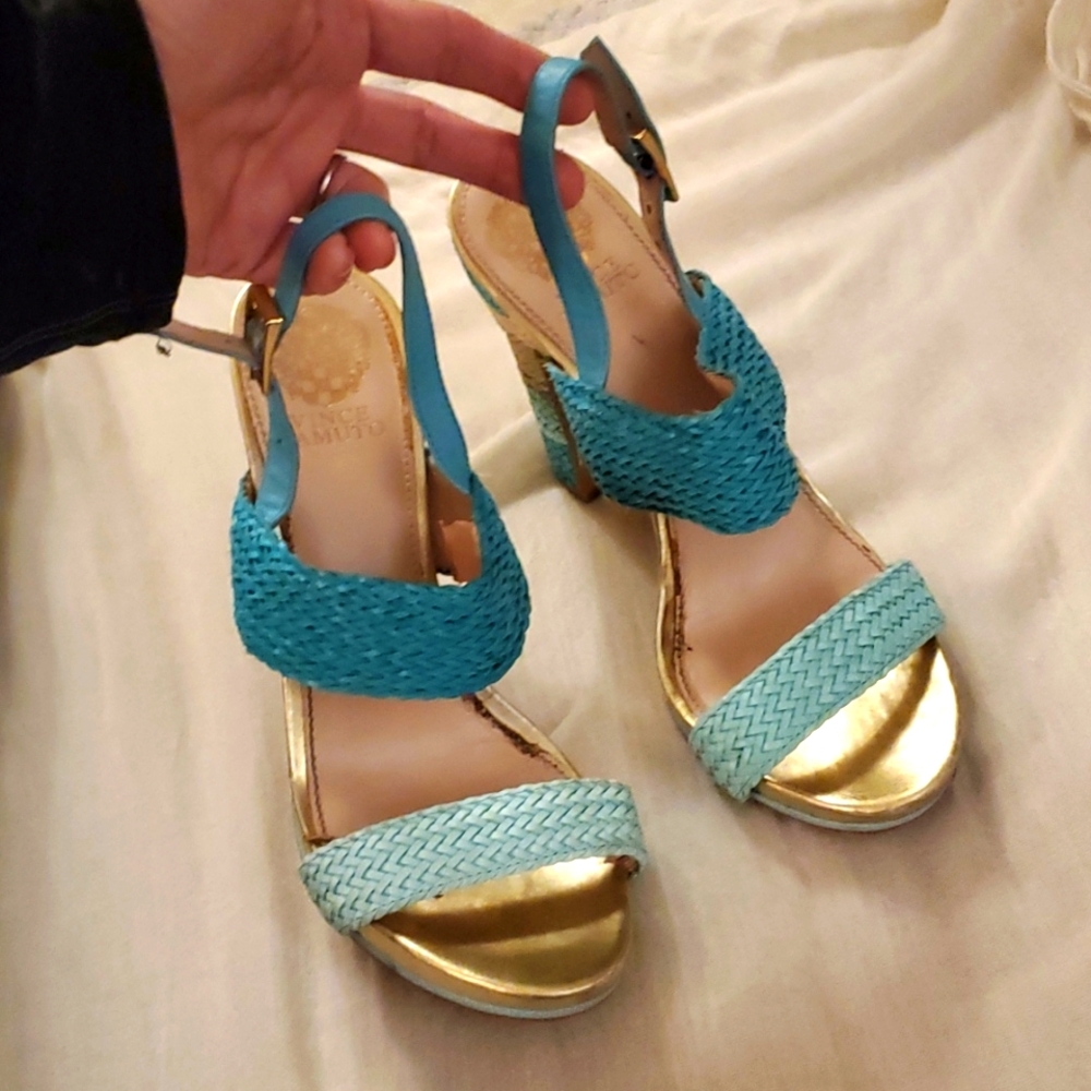 Vince Camuto Teal & Gold heels